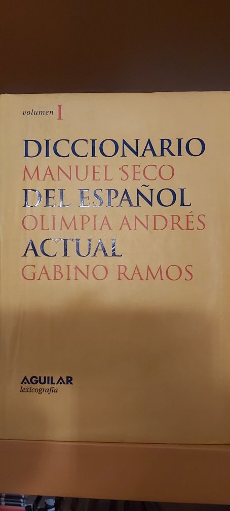 Diccionario del español actual. MANUEL SECO Volumen I y II