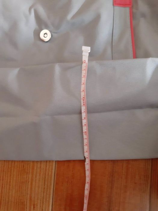 Saco desportivo cinzento e rosa