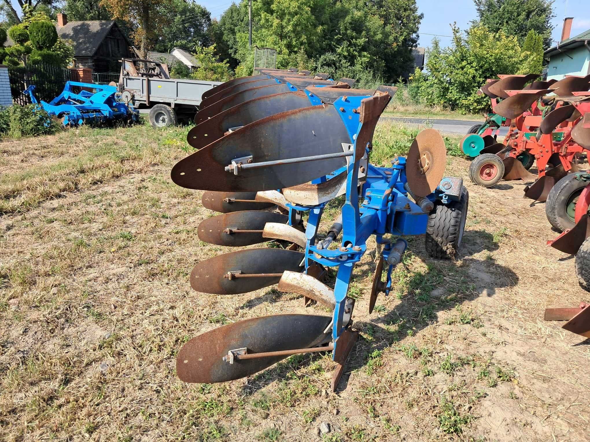 Pług obrotowy Overum DX5975H 5 skibowy świeżo sprowadzony liniowanie