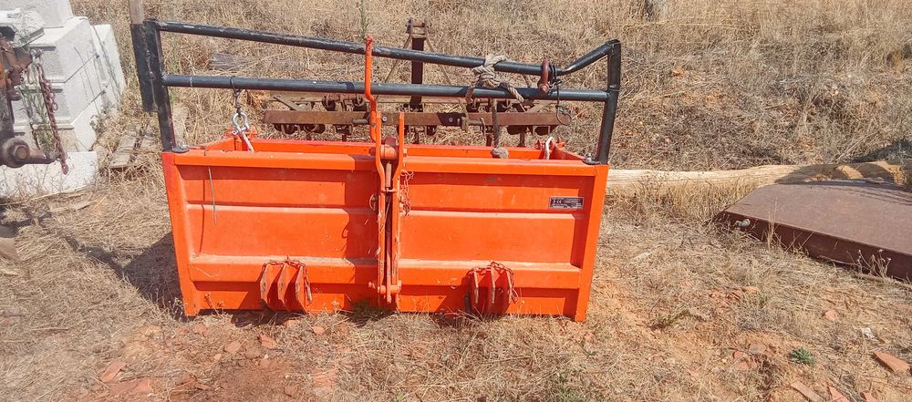 Kubota 4x4 25cv alfaias