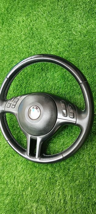 Volante bmw pack Sport E46;E39;E53 pele preta e multifunções impecável