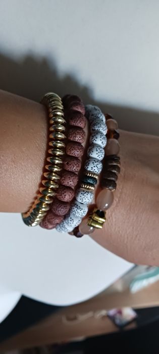 Komplet bransoletek nowy