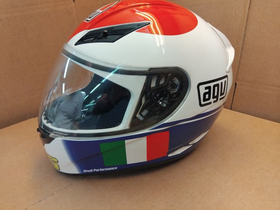 Capacete de mota AGV