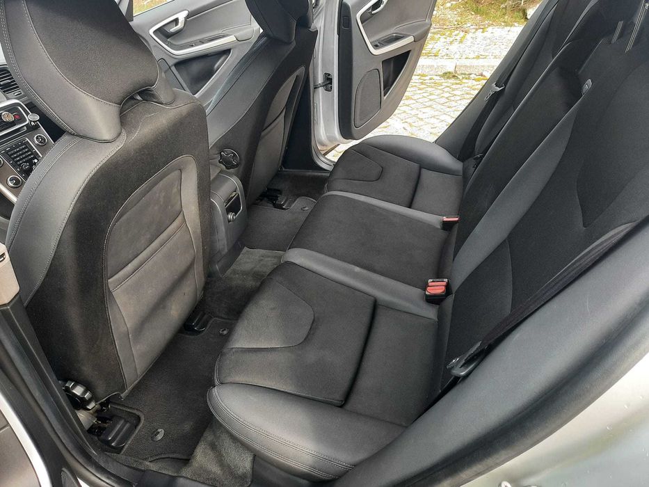 Volvo v60 1,6 D2 Automática 2014