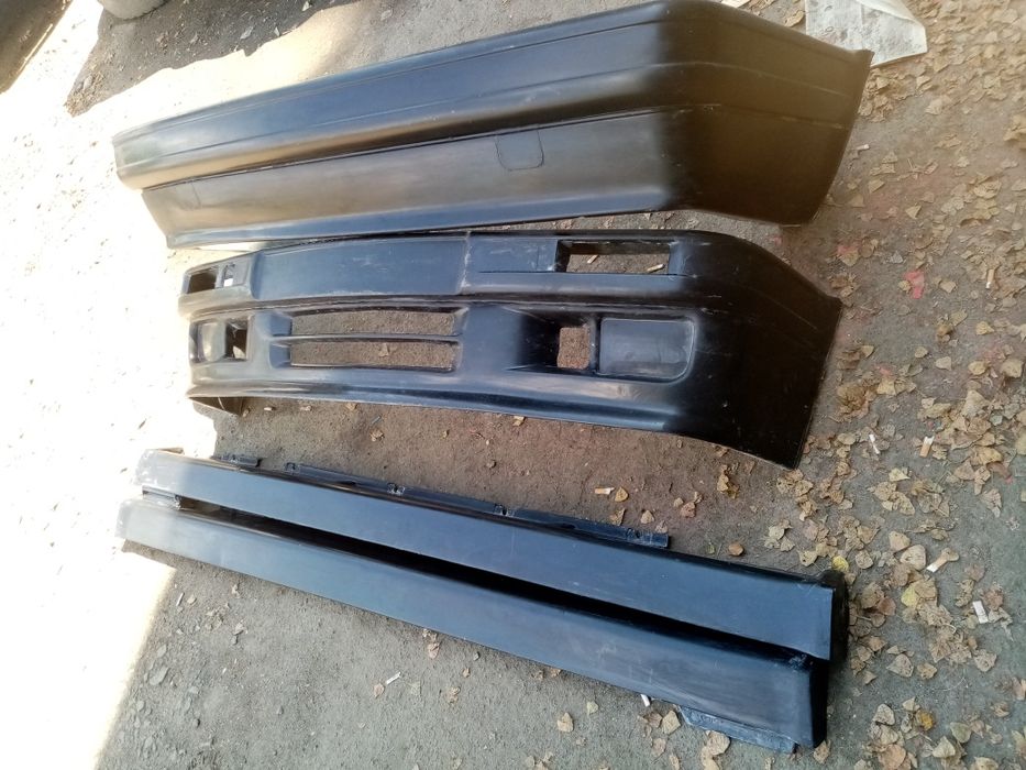 Обвес BMW e30, бампер, накладки на пороги, спойлер m tech