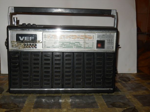 Радиоприемник VEF 232 Spidola