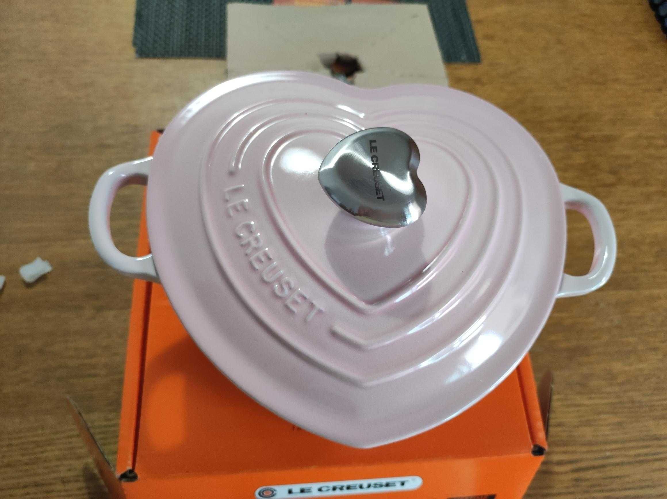 Cocotte Coração 20 cm em Ferro Fundido Le Creuset - NOVA NUNCA USADA
