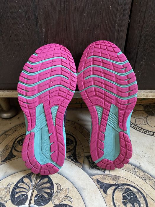 Женские кроссовки ASICS GT-1000 11 Gore-Tex