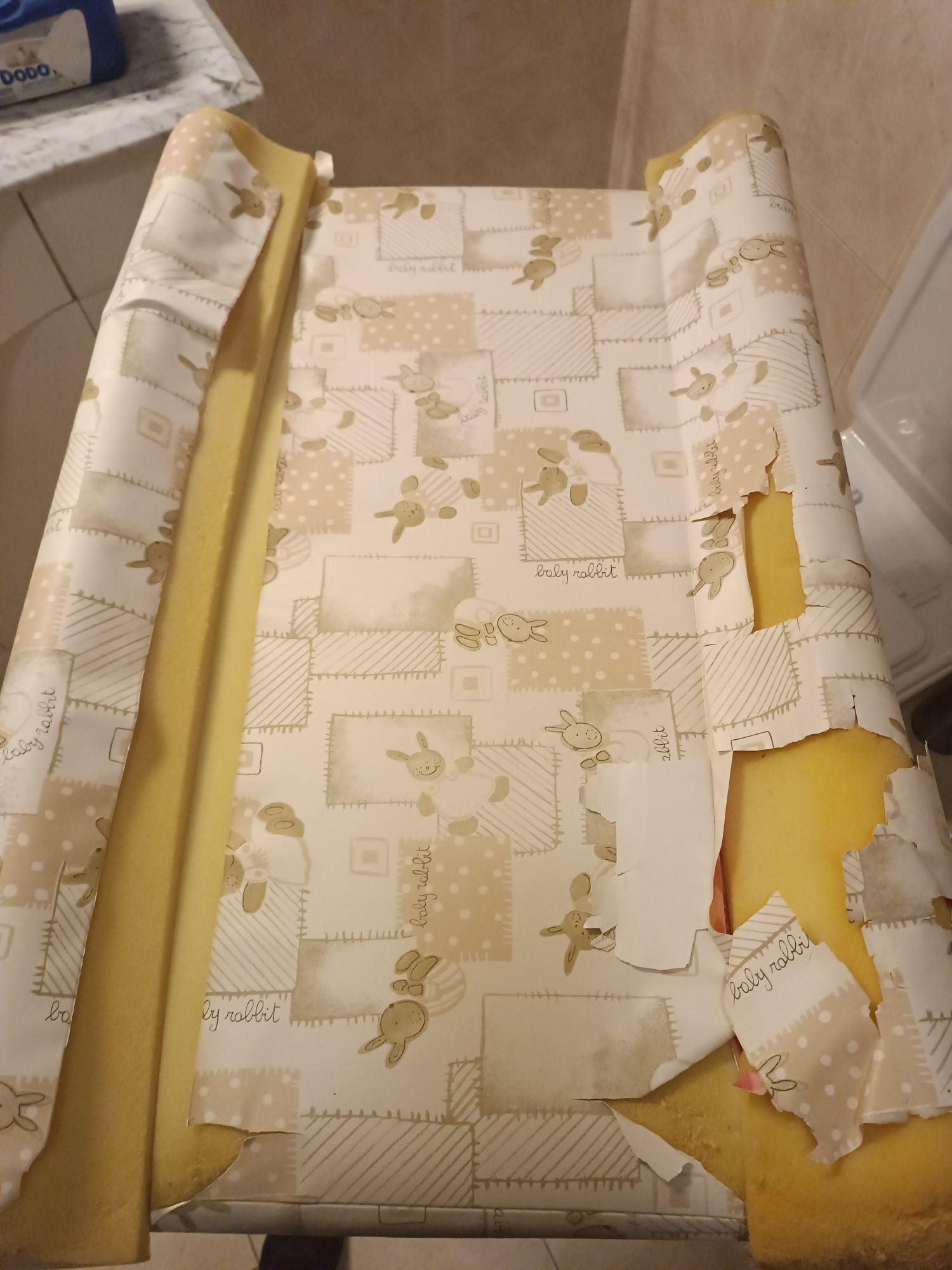 Banheira para bebê com cavalete