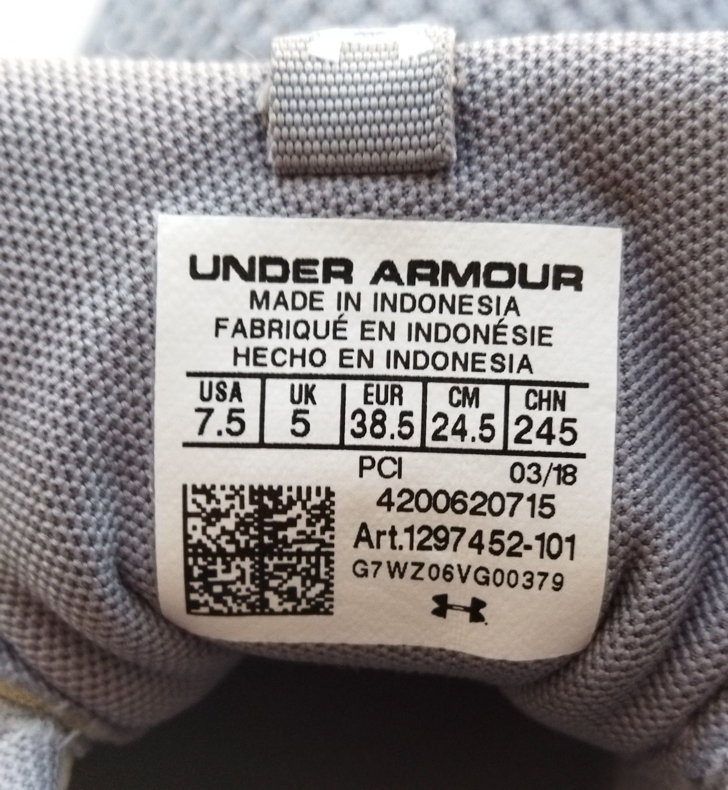 Кросівки Under Armour Rapid 38,5