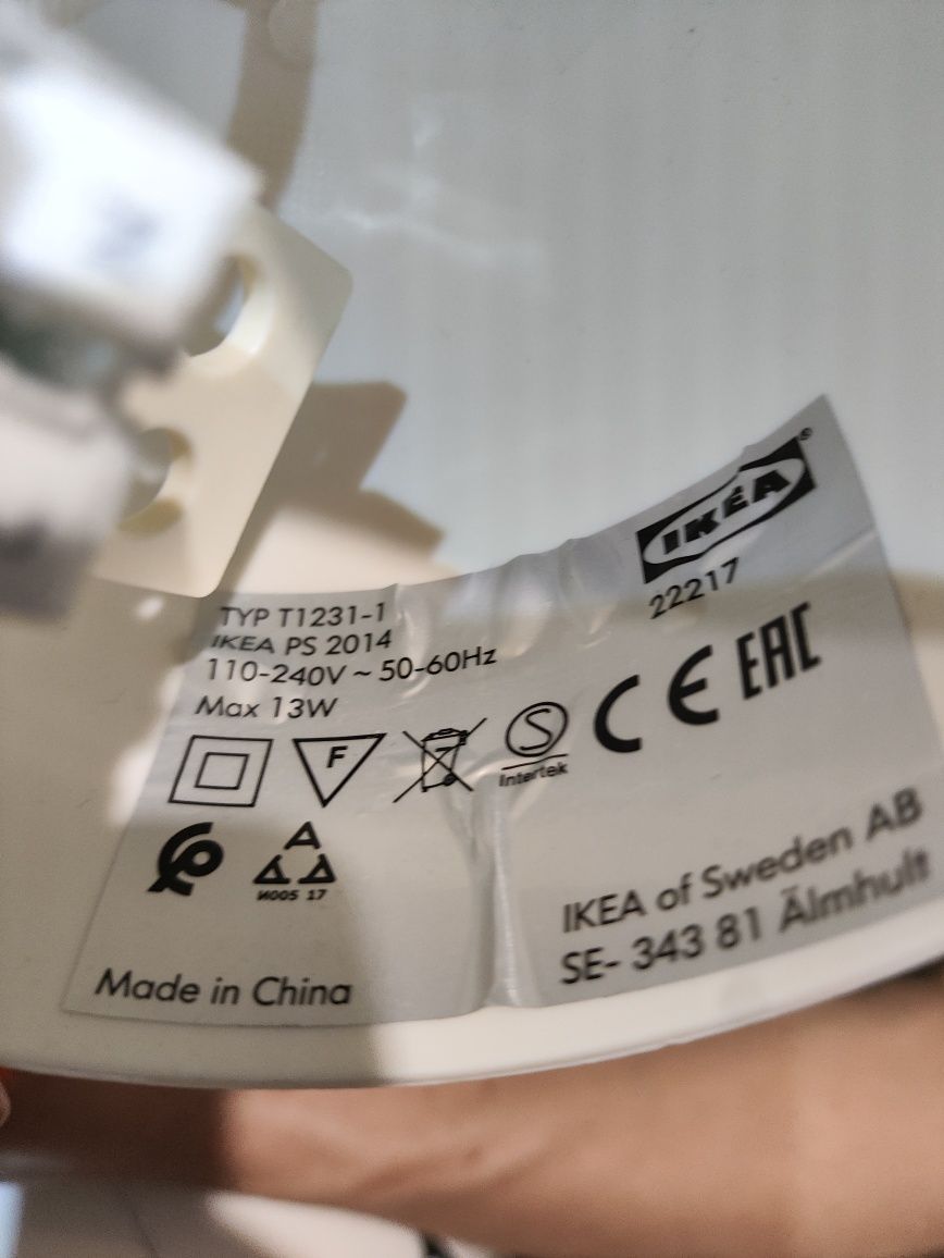 Lampa wisząca IKEA PS 2014 – biało-srebrna, designerska
