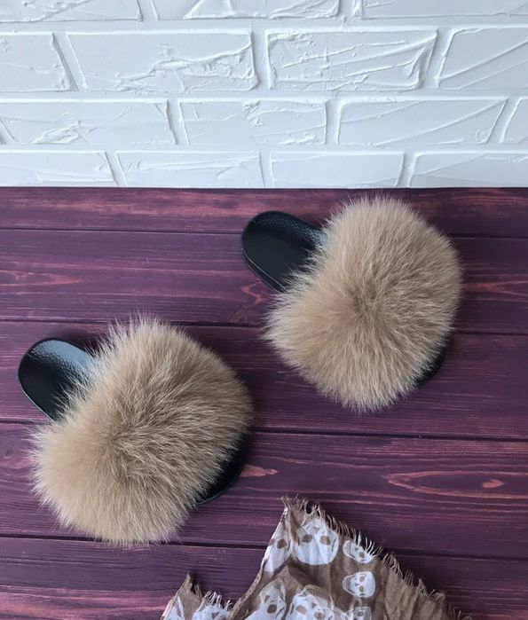 Шльопанці натуральне хутро