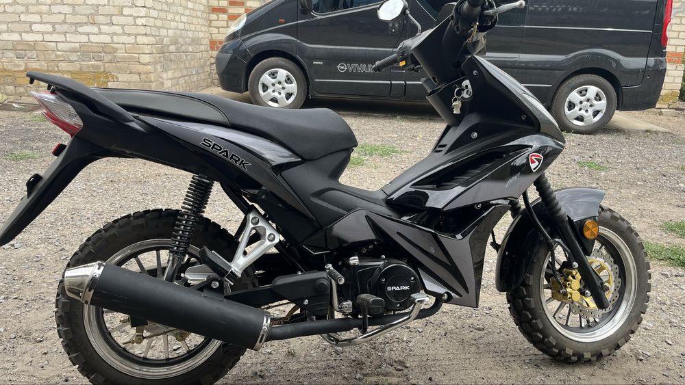 Продам скутер,мопед,мотоцикл Spark sp125c-4wq