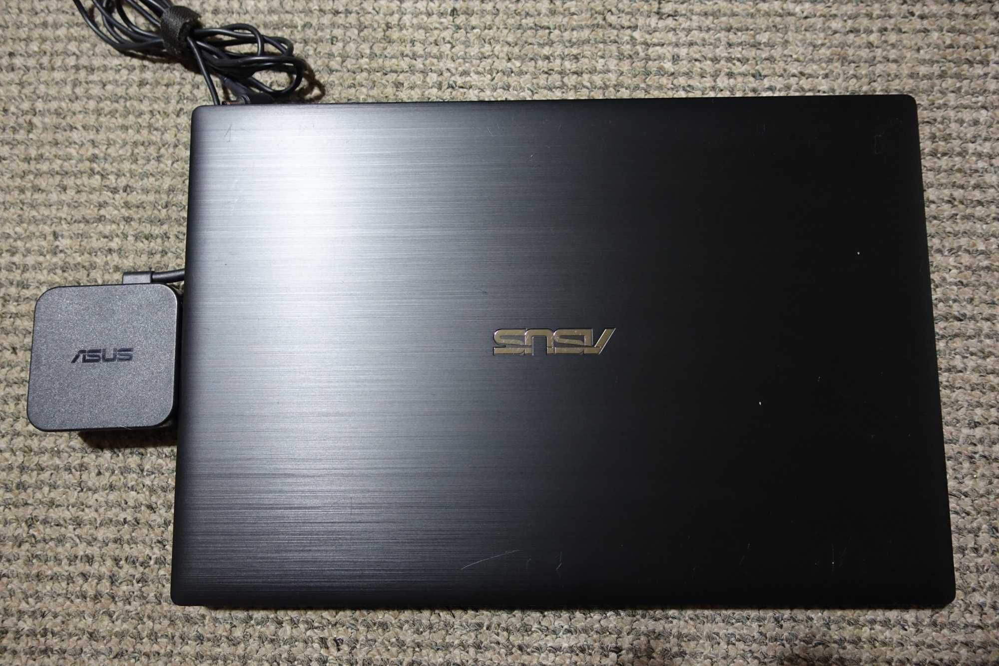 Laptop ASUS P2530 - Intel Core i7 + Nvidia GT920M, SSD, 12GB RAM
