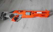 Nerf Accustrike Alphahawk + strzałki