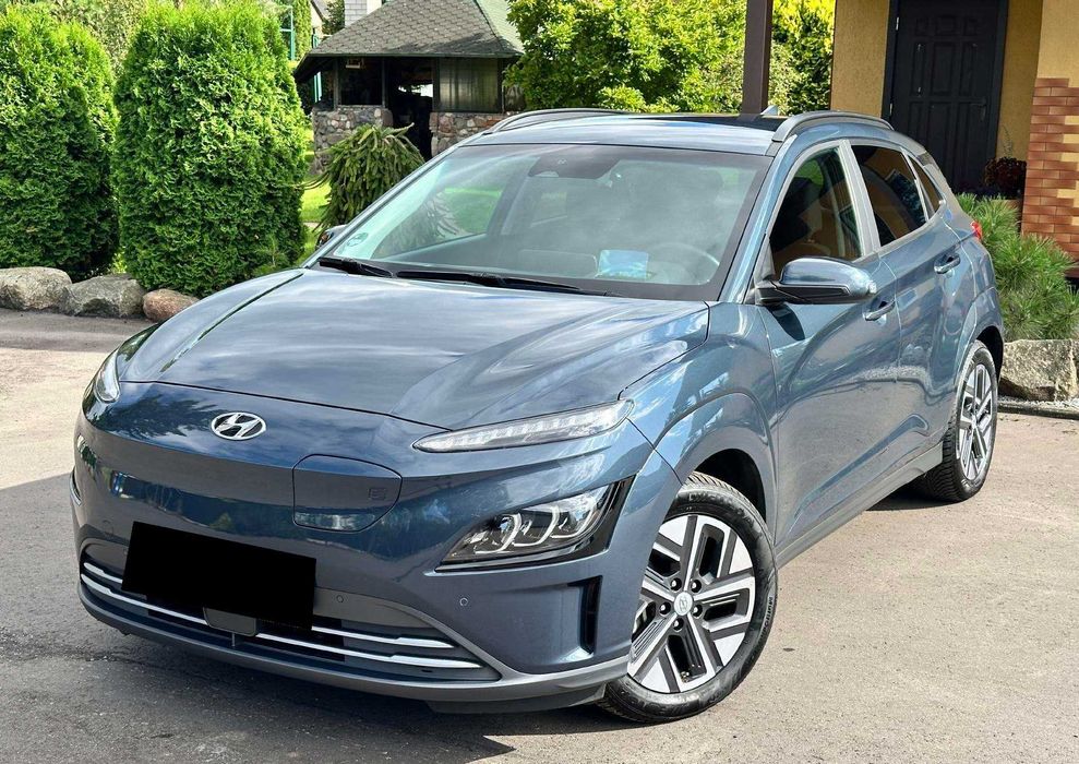 Продам Hyundai Kona, 64 кВт, 2022 року