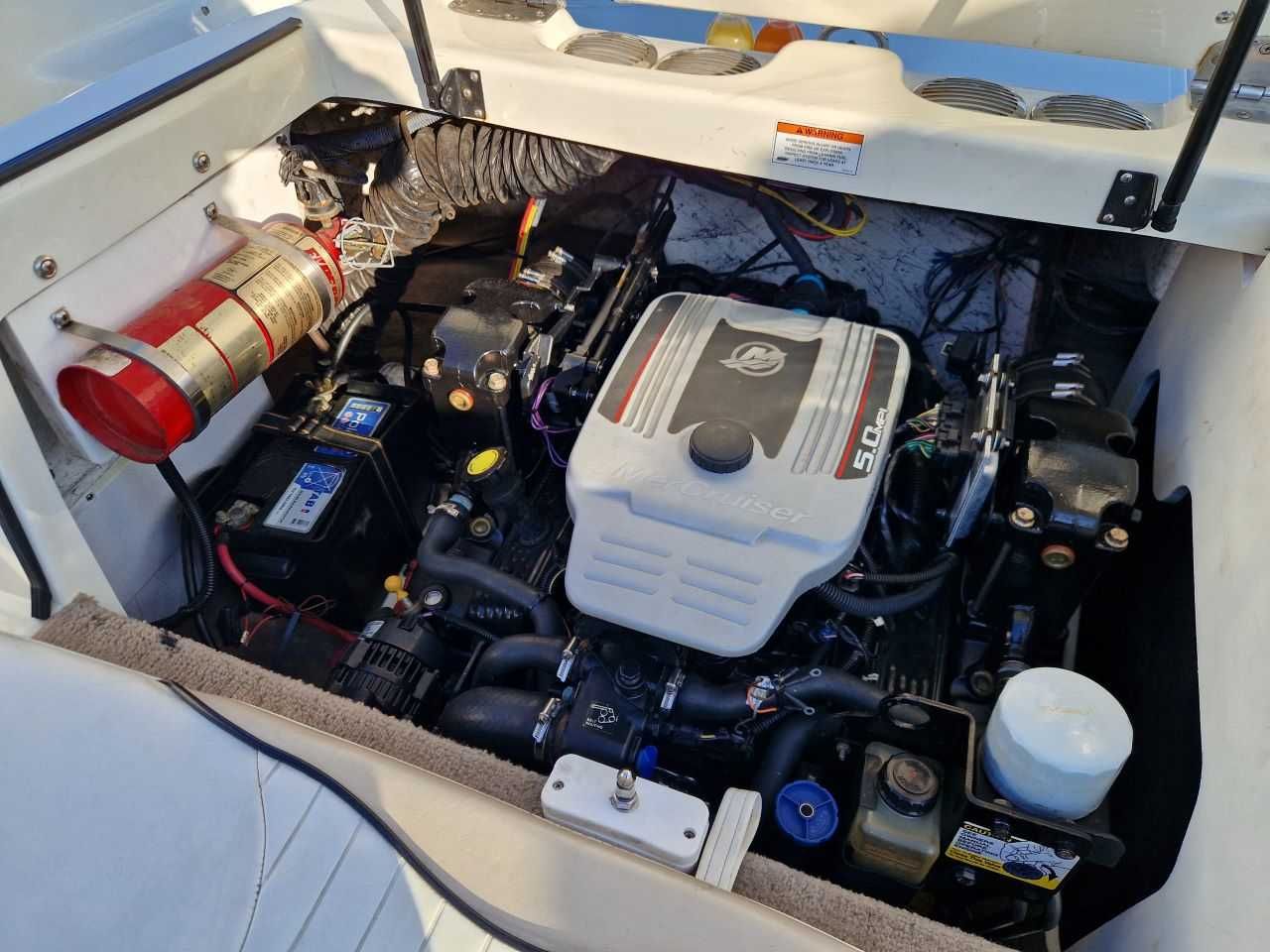 motorówka CARAVELLE 217 LS Mercruiser 5.0 MPI 260 HP