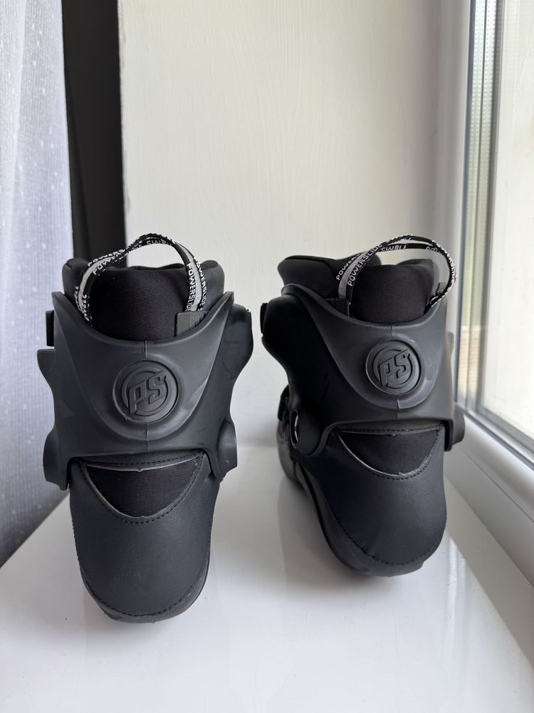 Бут Powerslide Swell 41-42 размер Trinity