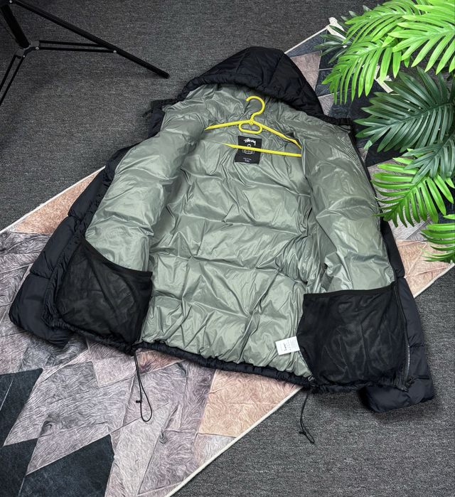 Пуховик Stussi зимова куртка розмір М/Л дивітся заміри