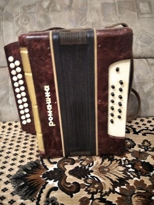 Гармошки для колядок до Різдвяних свят.для новачків і музикантів.