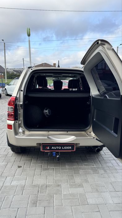 Suzuki Grand Vitara Сузукі Гранд Вітара 2008 р 2,4 газ/бенз 4АКПП