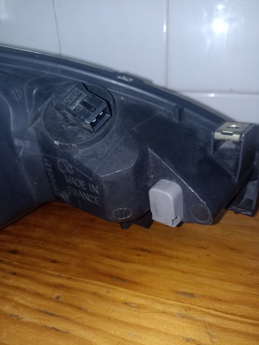 Faróis para Peugeot 206