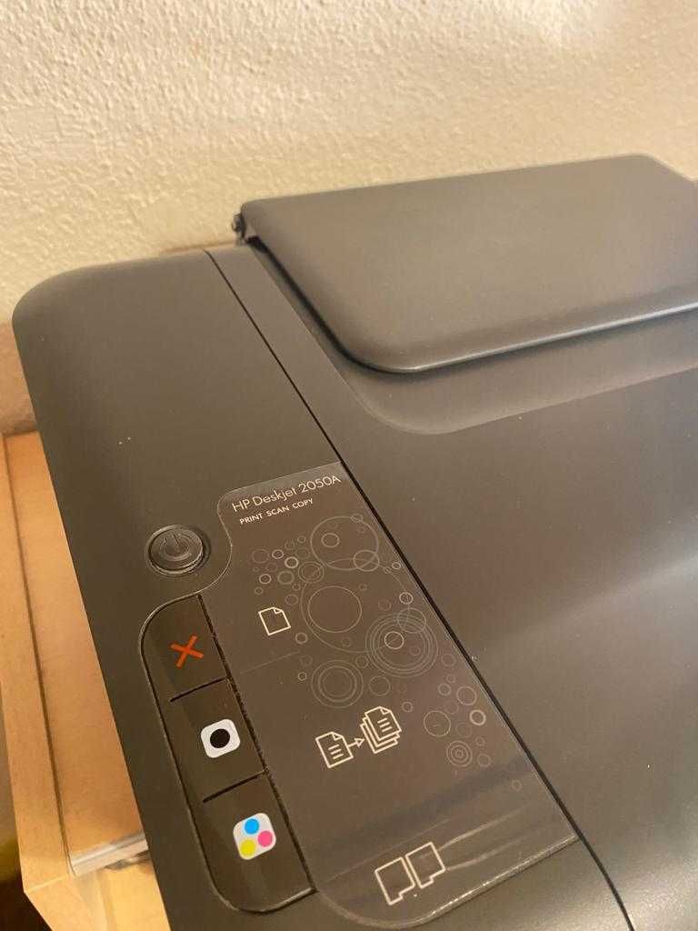 Impressora Multifunções HP Deskjet 2050A