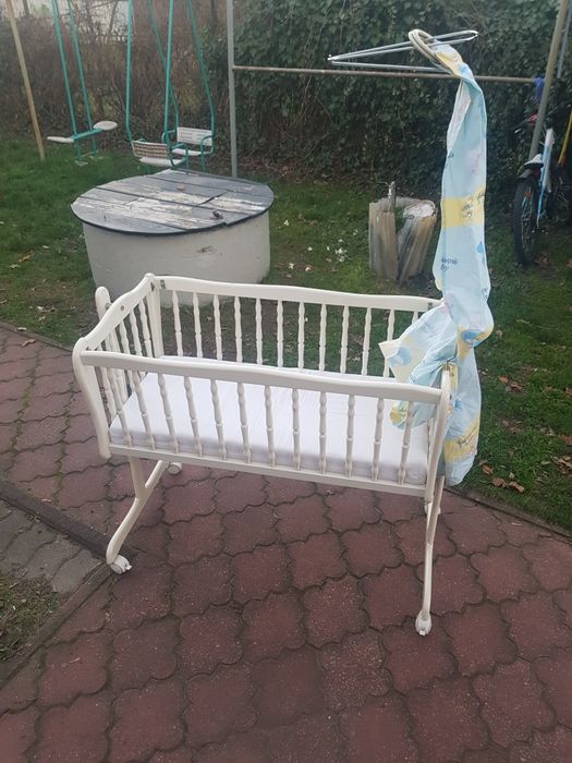 Kołyska drewniana dla dziecka ze stelażem łóżeczko dzieciece