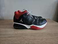 NIKE AIR JORDAN Max Aura 3 Bred rozm.39