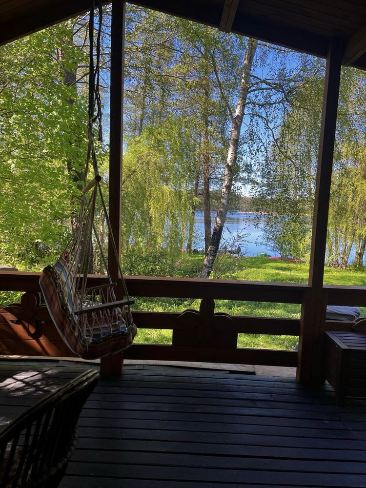 Domek letniskowy nad jeziorem do wynajęcia.