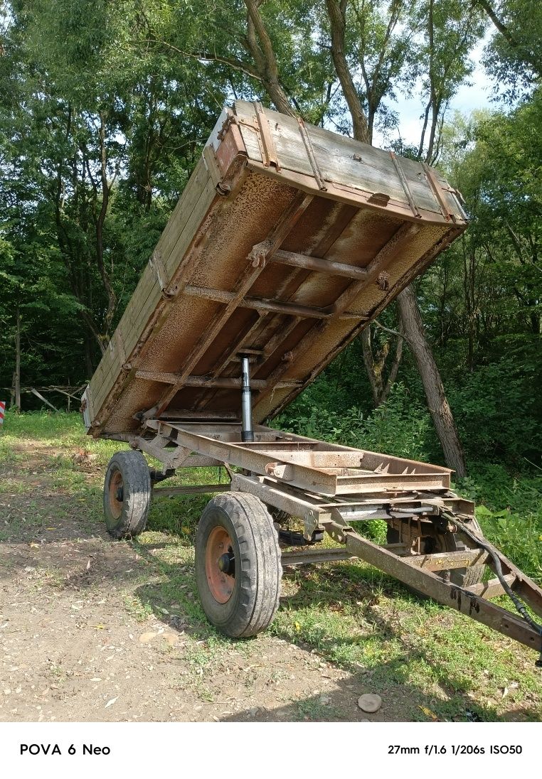 Продам прицеп 2птс4