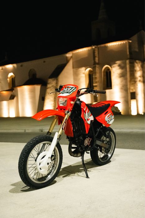 Vendo mota 50cc motor am6