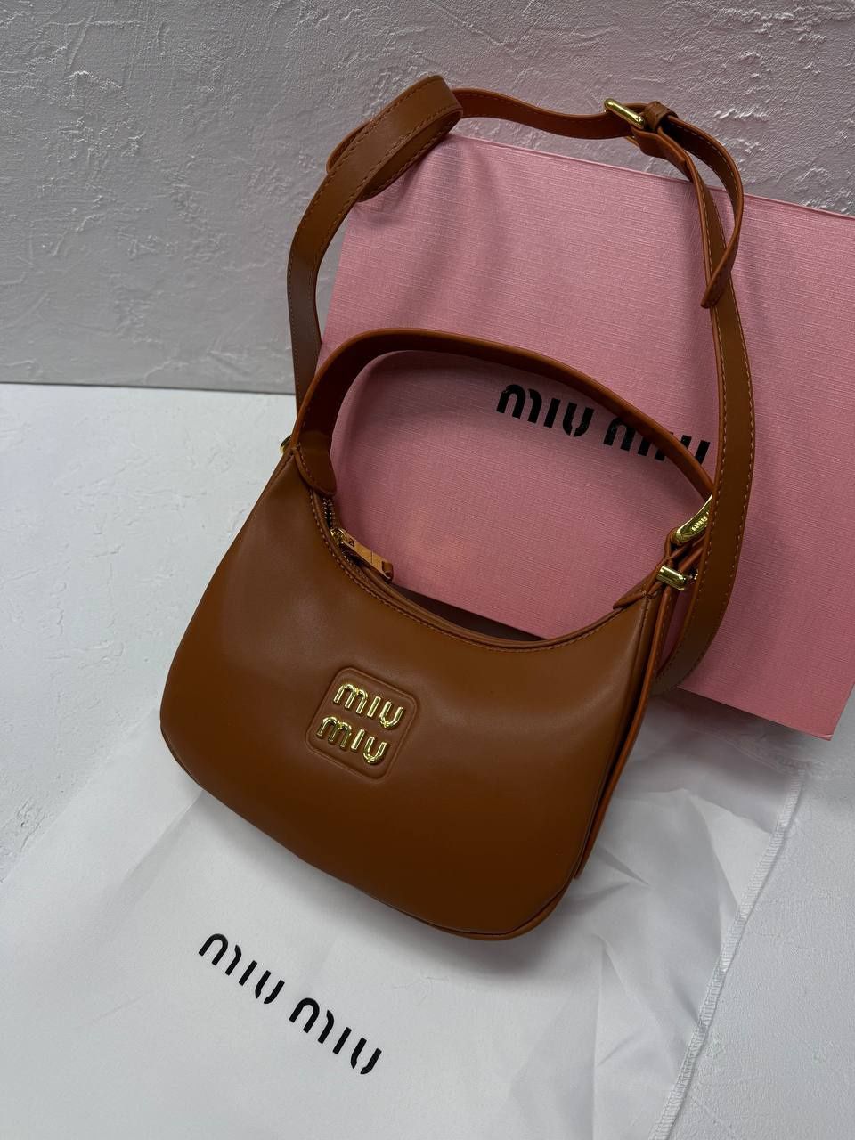 Кожаная Сумка Miu Miu Женская