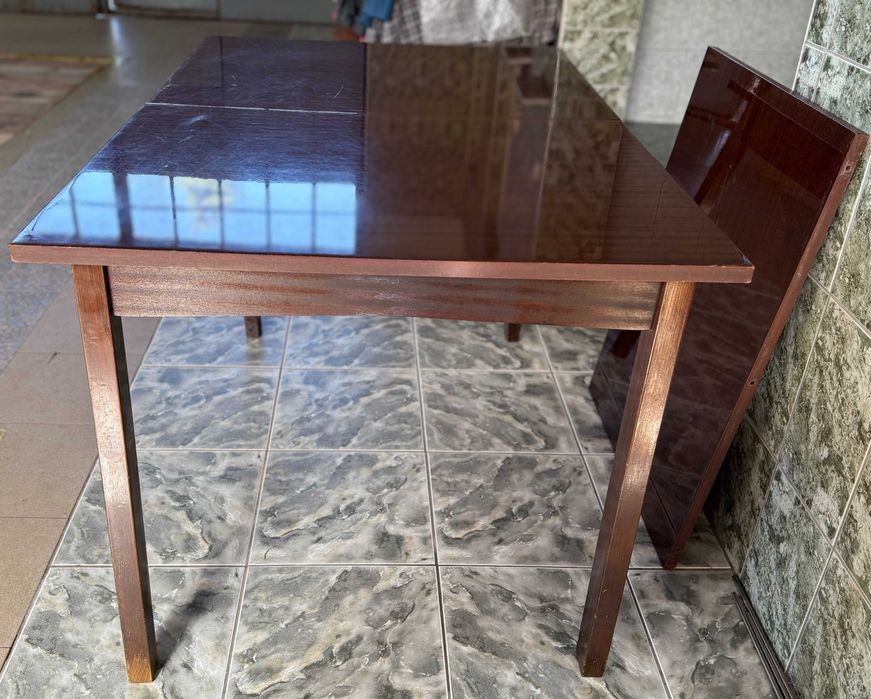 Stol 3-czesciowy rozkladany z lat 70