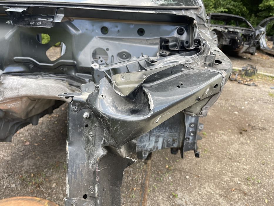 Чверть передня ліва AUDI Q8 4M 2018-2022