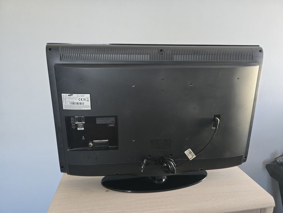 TV Samsung le32e420e2w