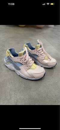 Nike Huarache pastelowe