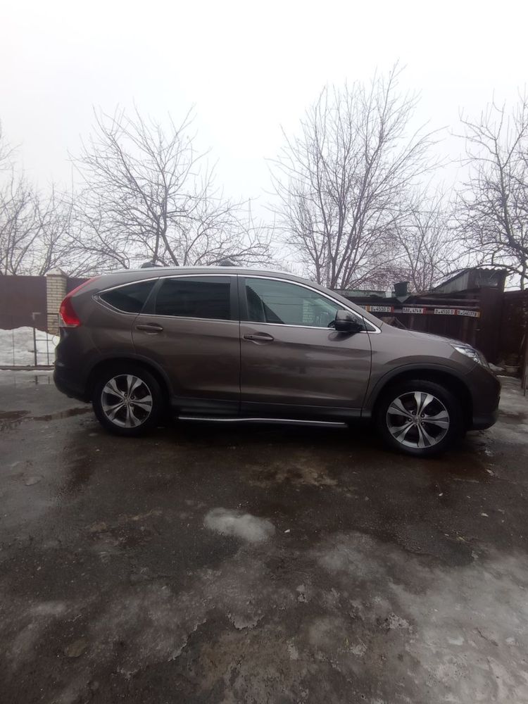 Продам Honda CR-V 2013