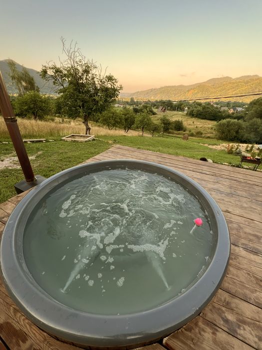 Оренда будиночка, котеджа в Карпатах, з чаном та мангальною зоною