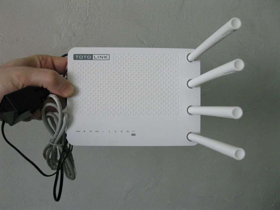 Роутер Wi-Fi TotoLink A702R двухдиапазонный Toto маршрутизатор
