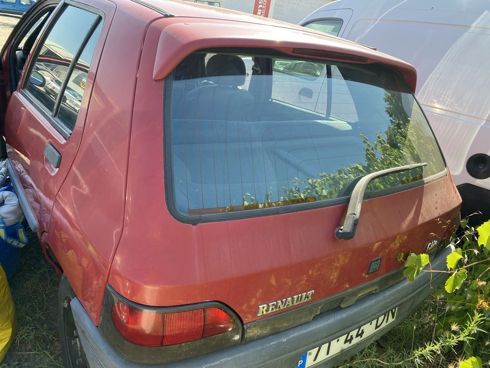 Urgente Vende-se Renault Clio