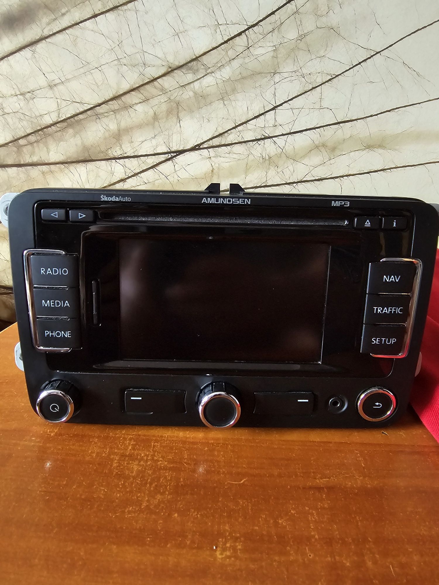 RNS310 sprzedam radio