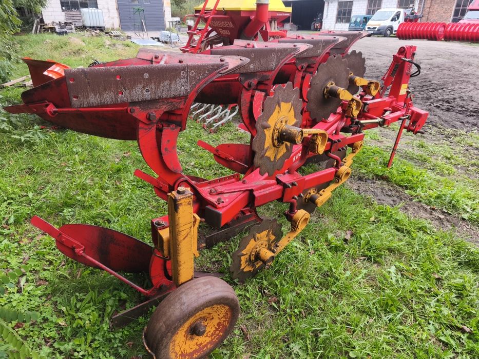 Pług 4 skibowy obrotowy Pottinger  Servo II