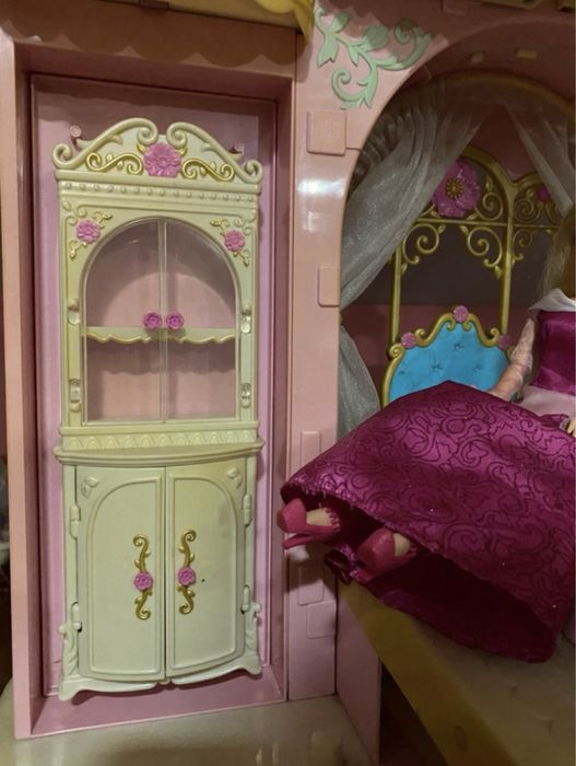 Tocador/Castelo do filme da Barbie "A Princesa da Ilha"