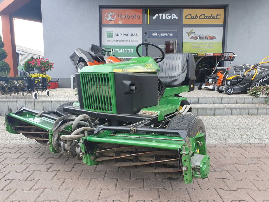 Kosiarka wrzecionowa John Deere 2653 Kawasaki 183 cm koszenia do boisk