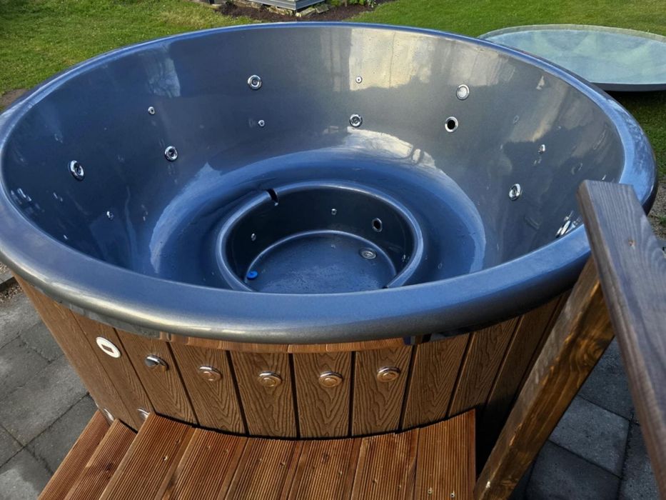 Jacuzzi mobilne na przyczepie