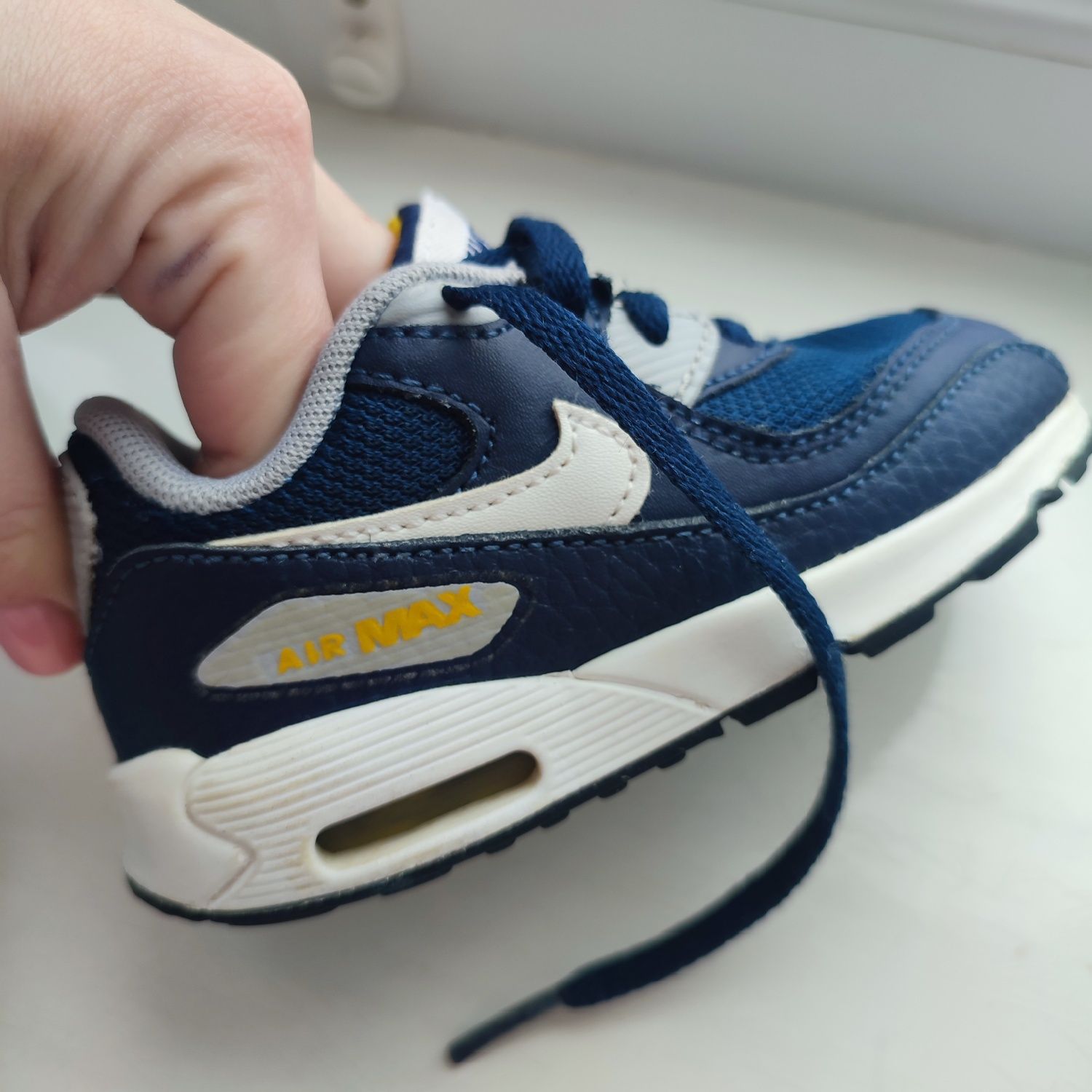 Кросівки Nike air max 23р.