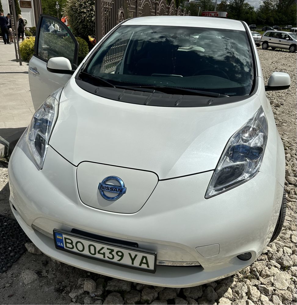 Nissan leaf 2013. 24Kw