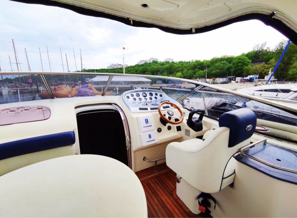 Яхта bavaria 39 sport