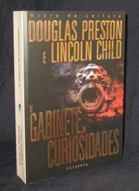 Livro O Gabinete de curiosidades Douglas Preston e Lincoln Child